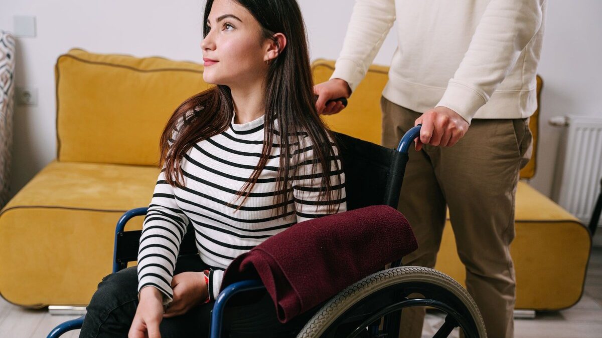 Hareket Kısıtlılığı Olan Hastalarda Evde Güvenli Yaşam